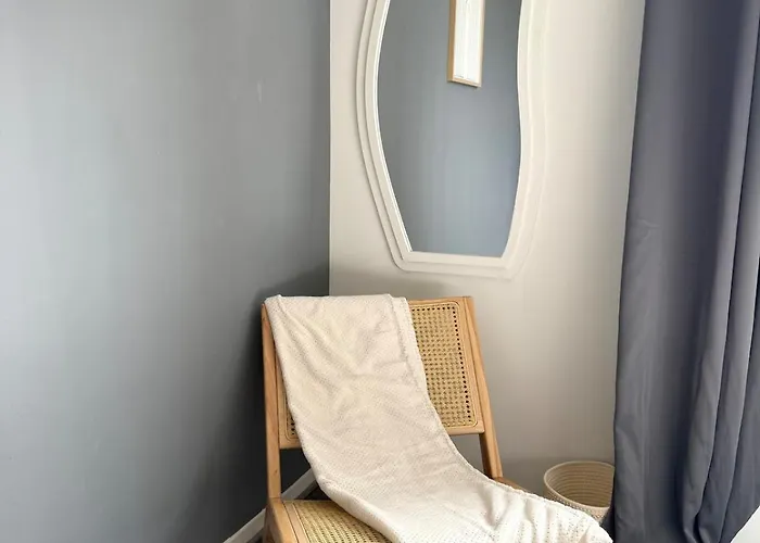 Spacieux - 5min Du Centre Ντιζόν